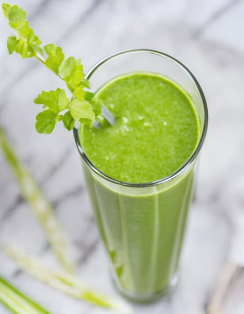 Spicy Green Salad Smoothie