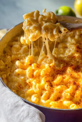 One Pot Creamy Mac and Cheese (Stovetop)